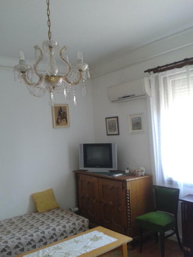 Sarkadi Apartman Hajduszoboszlo Exterior photo
